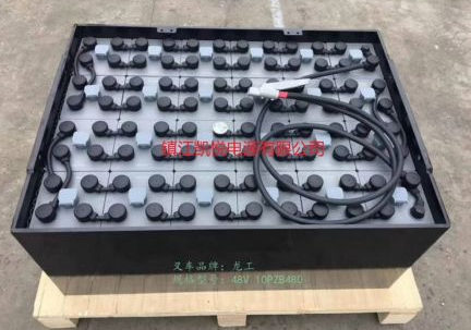 叉車蓄電池參加化學反應的活性物質
